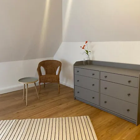 Sieglinde Mit Deichblick * Emden