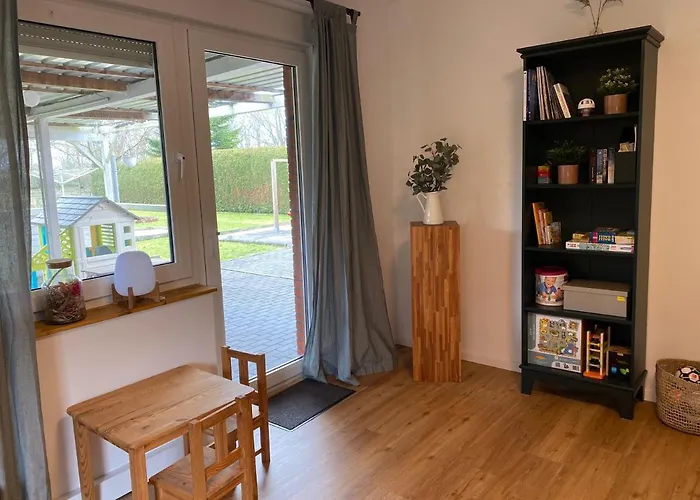 Sieglinde Mit Deichblick Emden